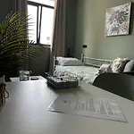 B&B Botanical 3*